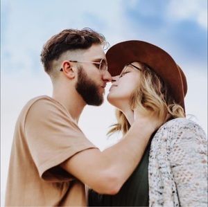 Meet your Posher, Rebekah